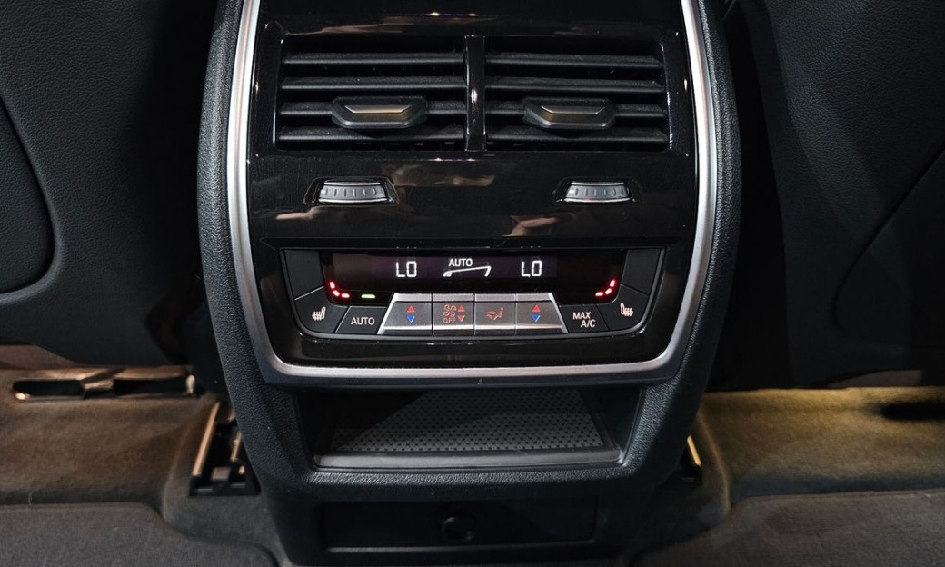 BMW X6 xDrive40i M Sport, 2023