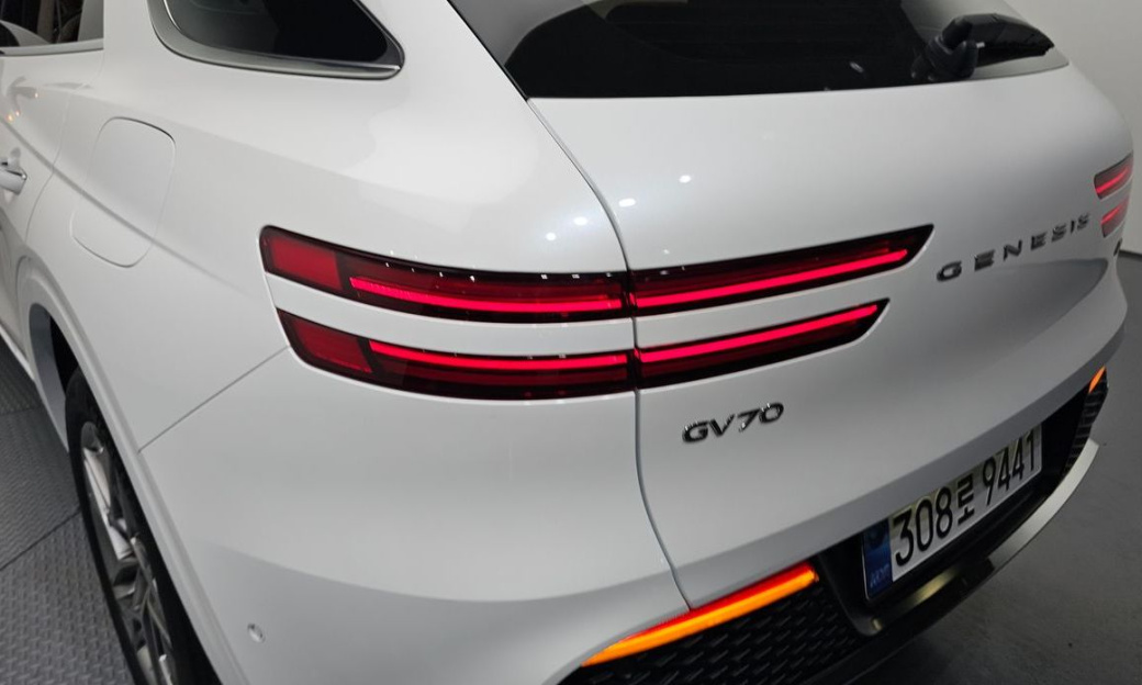 Genesis GV70 2.5T Gasoline AWD, 2024
