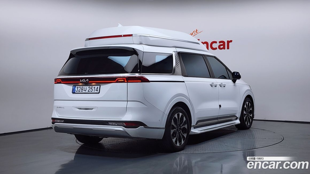 Kia Carnival 9-Seater Hi-Limousine, 2023