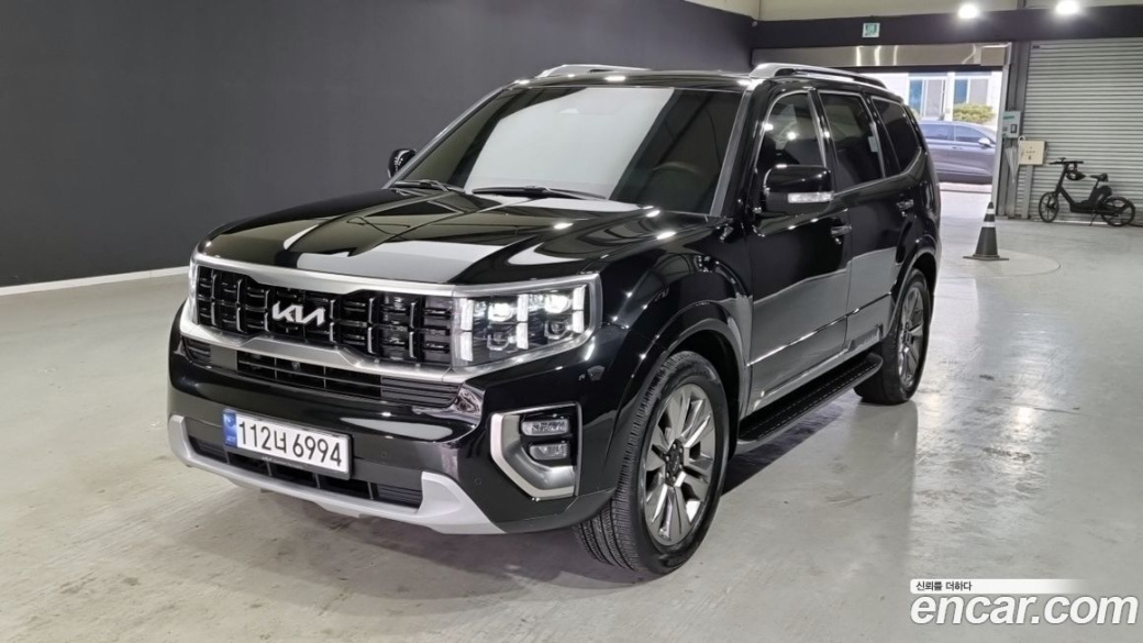 Kia Mohave Diesel 3.0 4WD 6-Seater, 2023