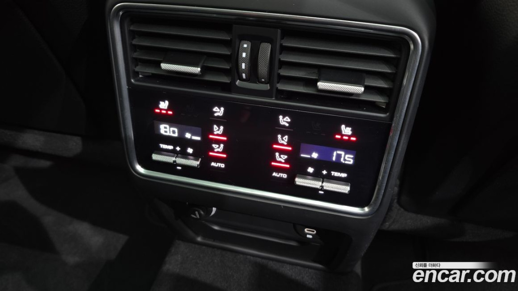 Porsche Cayenne 3.0 PLATINUM EDITION, 2022