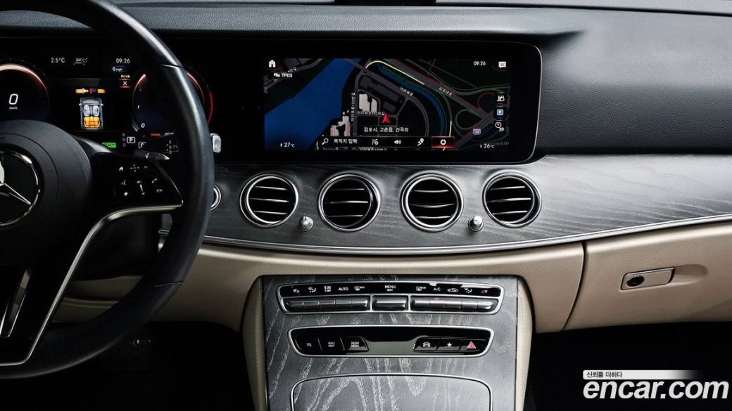 Mercedes-Benz E-Class E350 4MATIC Avantgarde, 2022