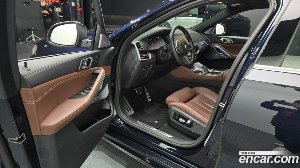 BMW X6 xDrive40i M Sport, 2022