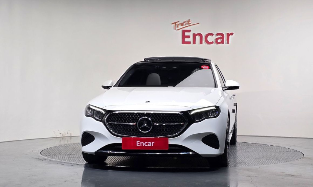 Mercedes-Benz E-Class E200 Avantgarde, 2024
