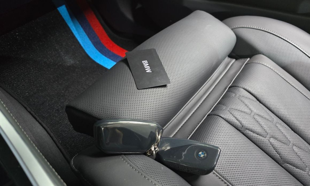 BMW X5 xDrive 40i M Sport, 2025