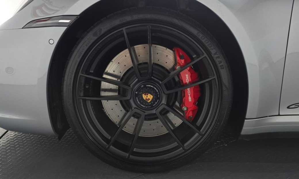 Porsche 911 Carrera 4 GTS Cabriolet, 2022