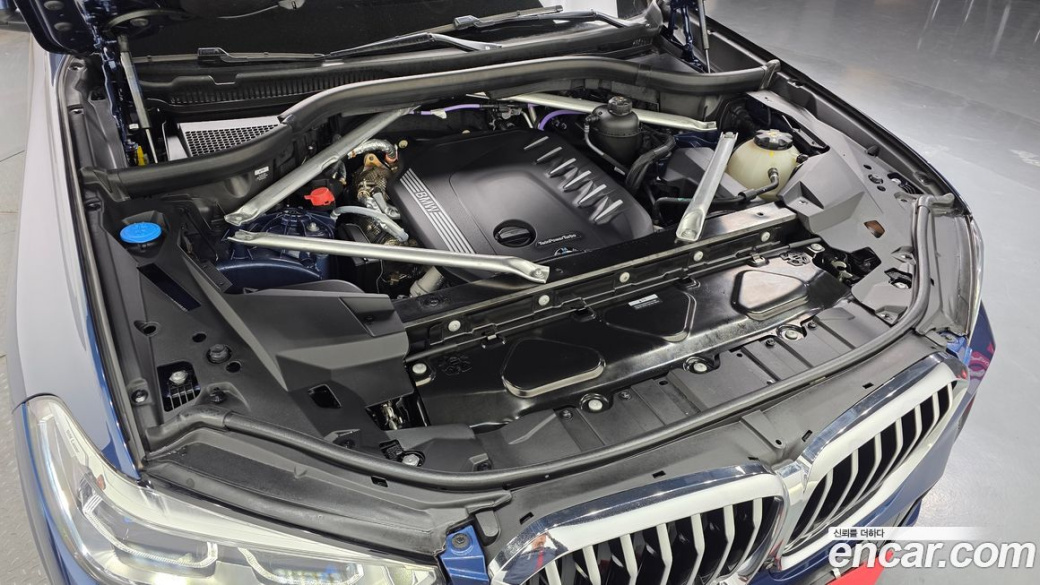 BMW X5 xDrive 30d M Sport, 2023