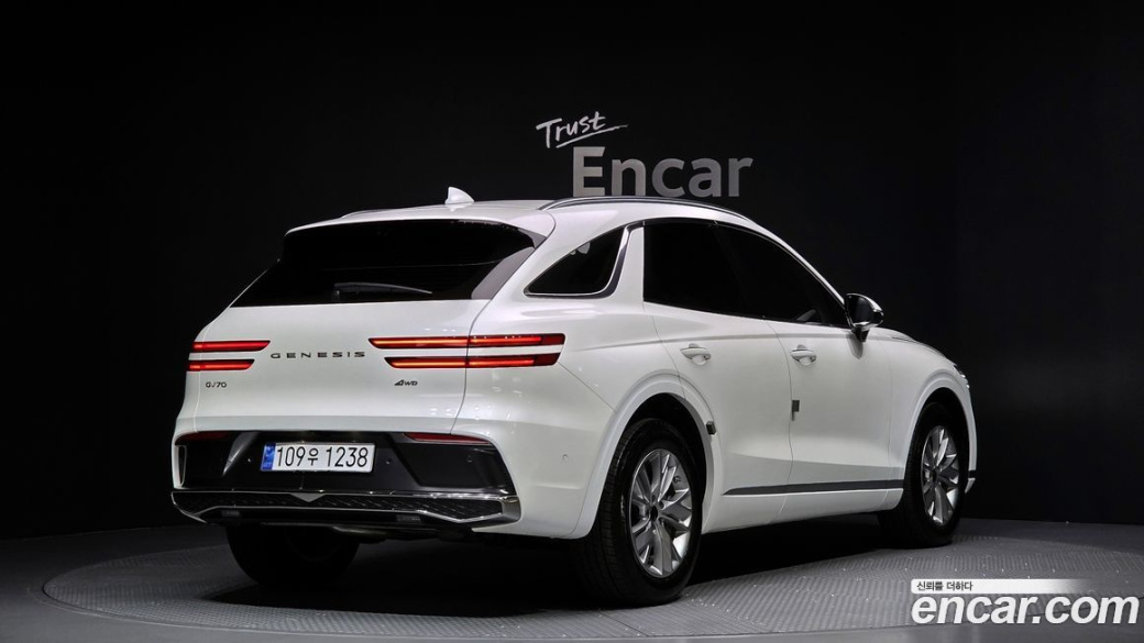Genesis GV70 2.5T Gasoline 2WD, 2025