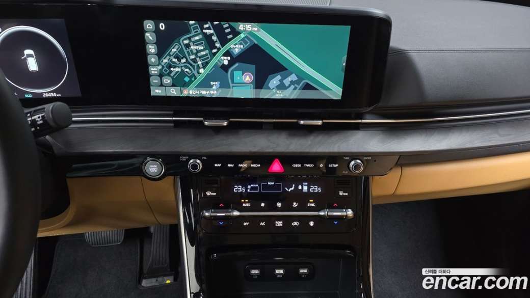 Kia Carnival 9-Seater Noblesse, 2023