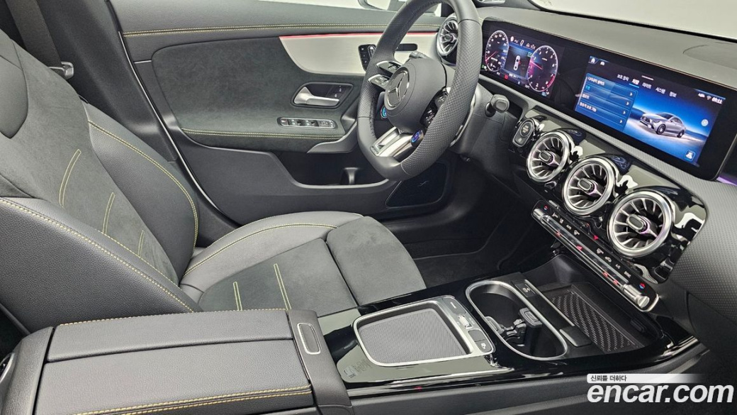 Mercedes-Benz CLA-Class AMG CLA 45 S 4MATIC+, 2025