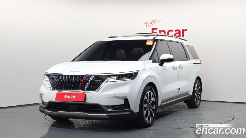 Kia Carnival 7-Seater Signature, 2022
