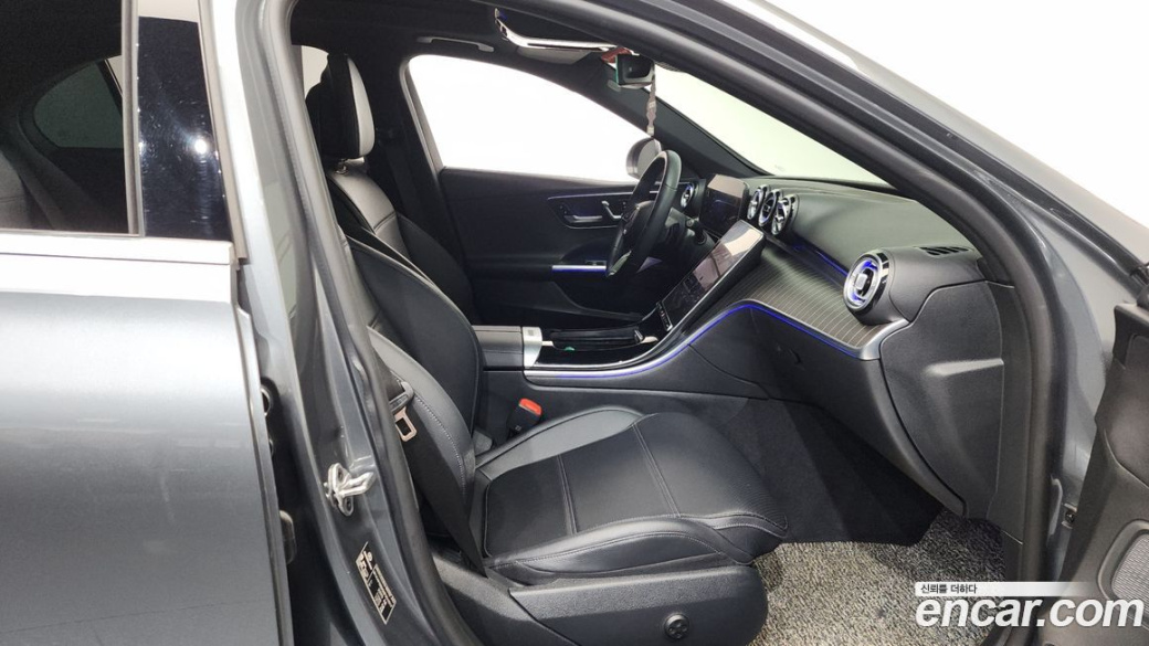 Mercedes-Benz C-Class C200 4MATIC Avantgarde, 2022