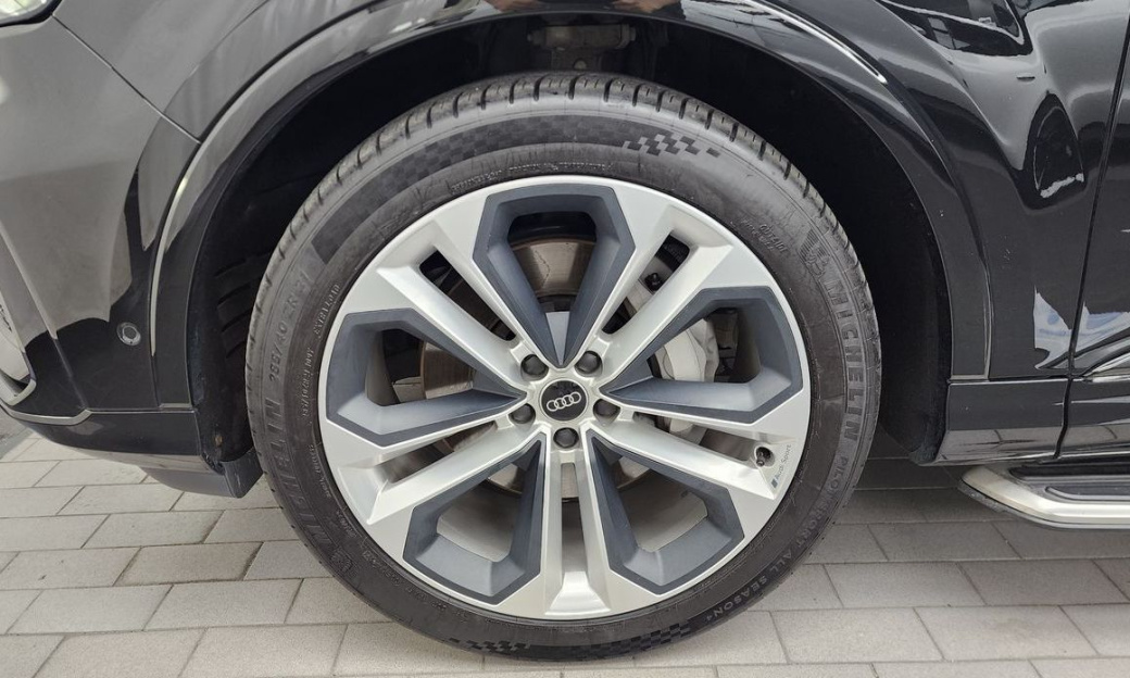 Audi Q7 55 TFSI Quattro Premium, 2022