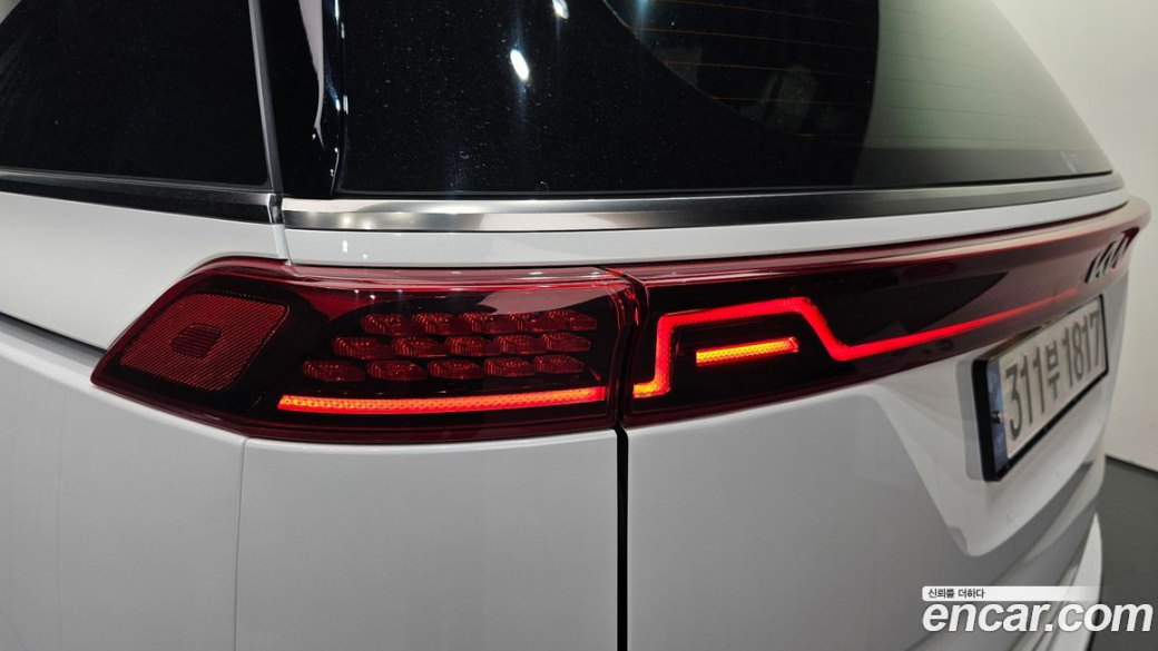Kia Carnival 9-Seater Signature, 2023