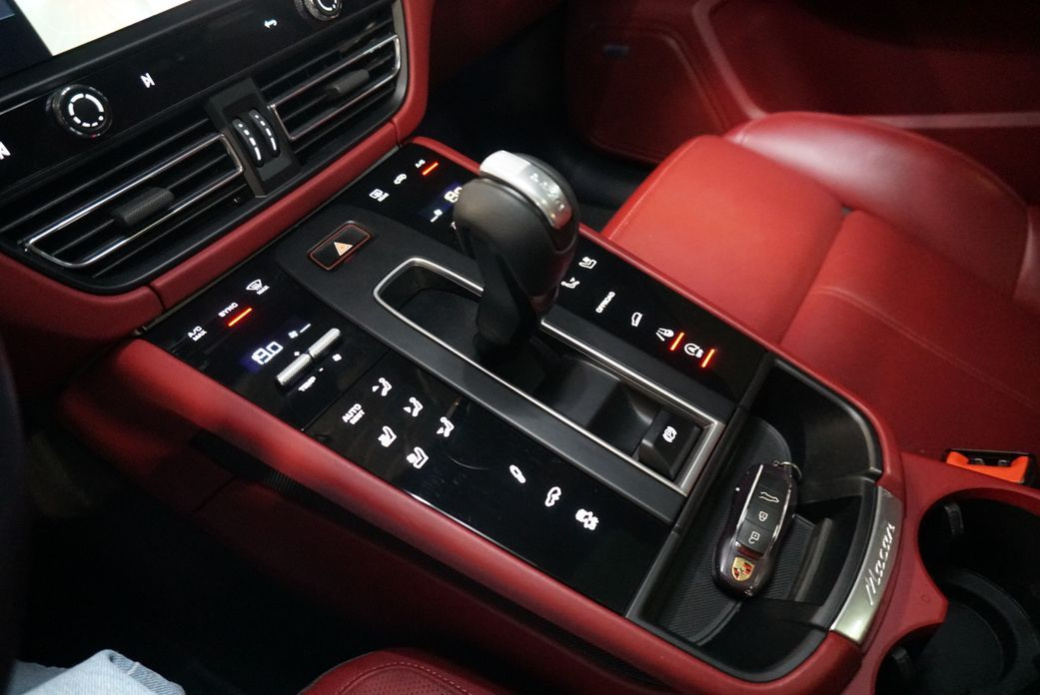 Porsche Macan 2.9 S, 2022