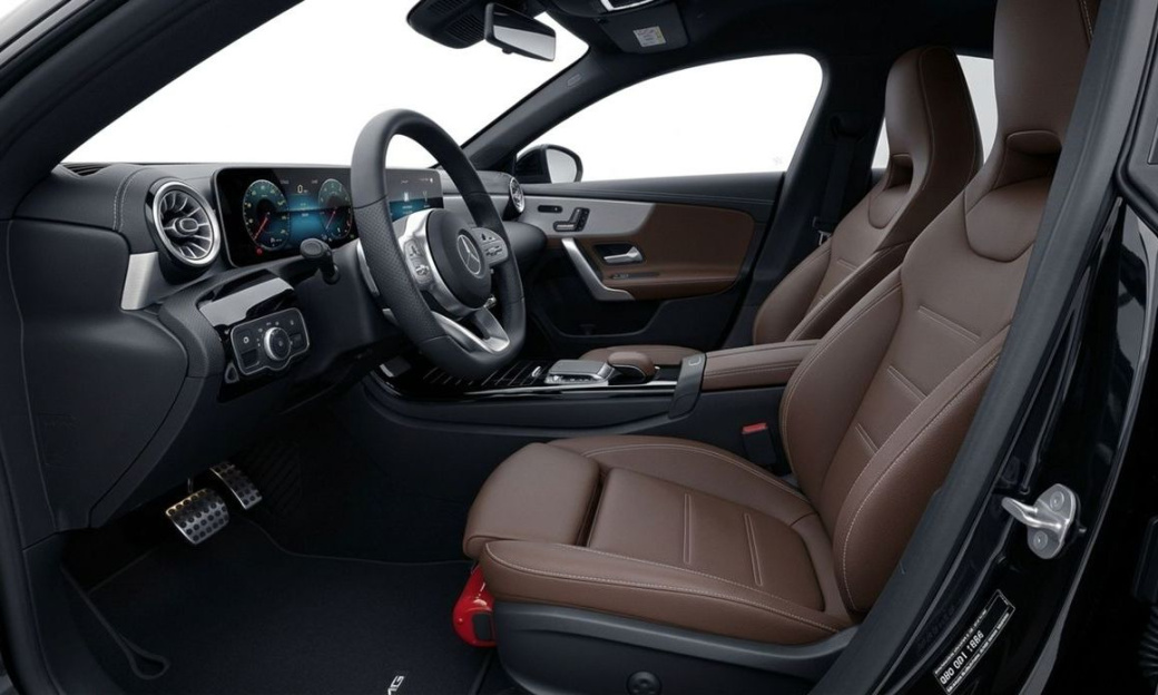 Mercedes-Benz CLA-Class CLA250 4MATIC, 2025