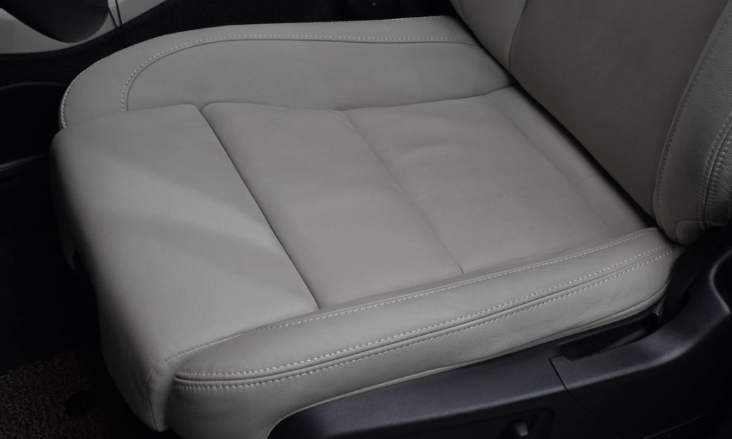 Volvo XC40 B4 Ultimate Bright, 2024