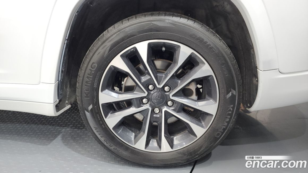 Jeep Cherokee L 3.6 Overland, 2021