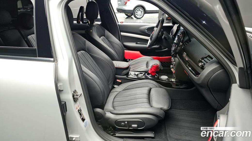 Mini Clubman JCW, 2023