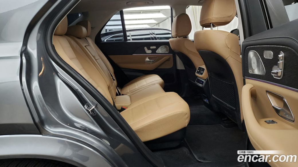 Mercedes-Benz GLE-Class GLE450 4MATIC, 2025