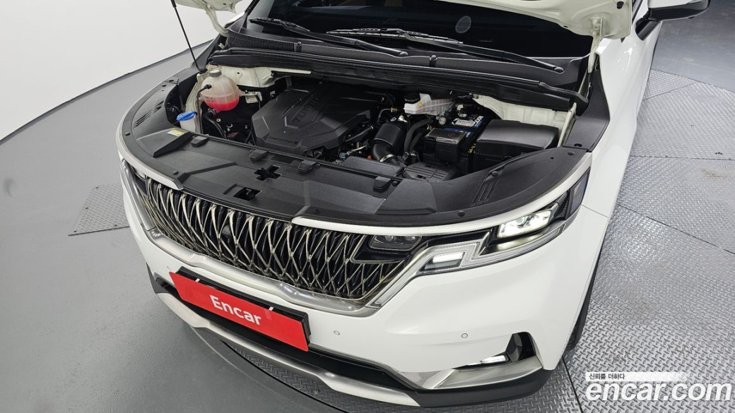 Kia Carnival 9-Seater Signature, 2023