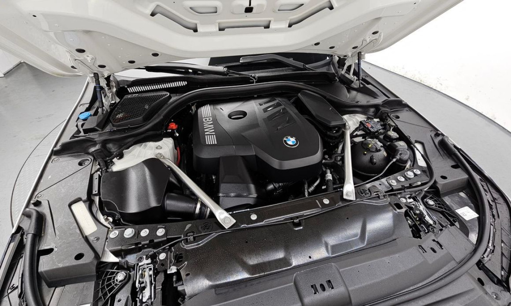 BMW 5-Series 520i Special Edition, 2024