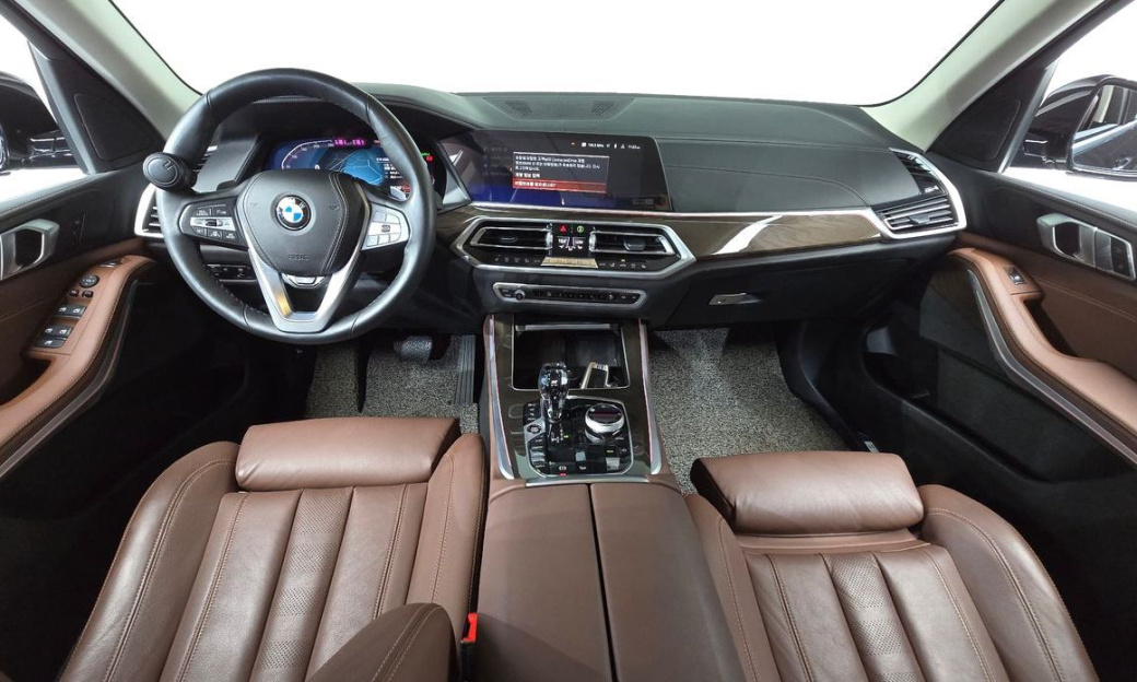 BMW X5 xDrive 40i xLine, 2022