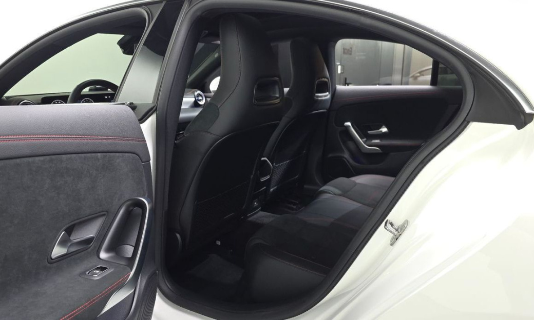 Mercedes-Benz CLA-Class CLA250 4MATIC, 2024