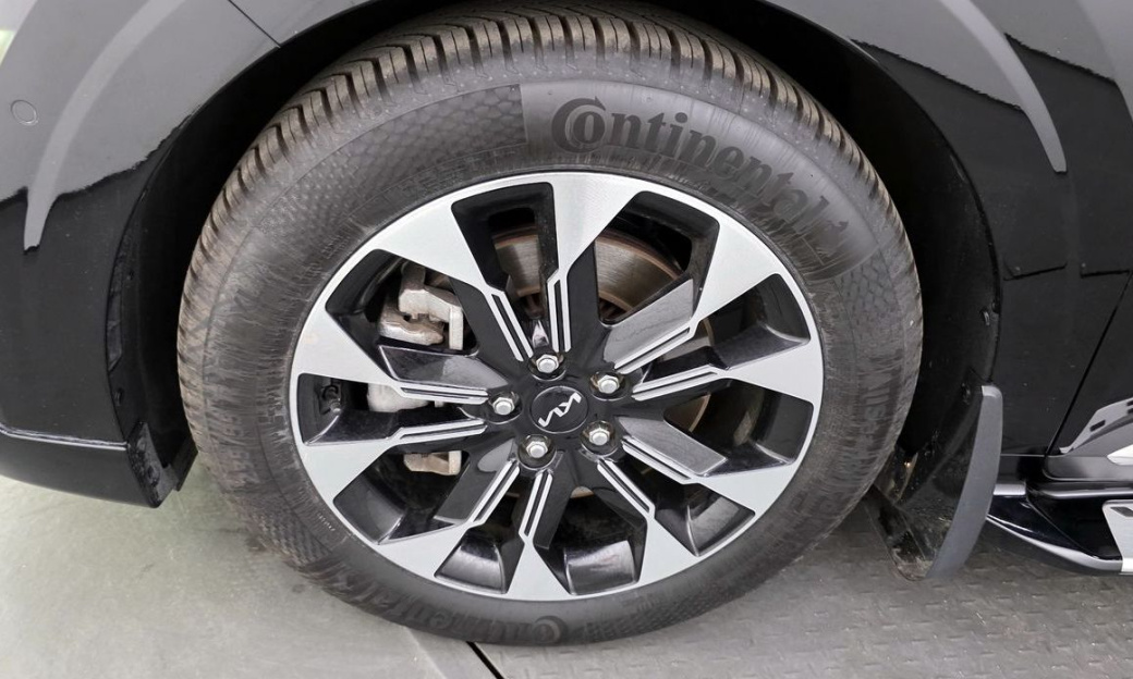 Kia Carnival 9-Seater Hi-Limousine, 2022