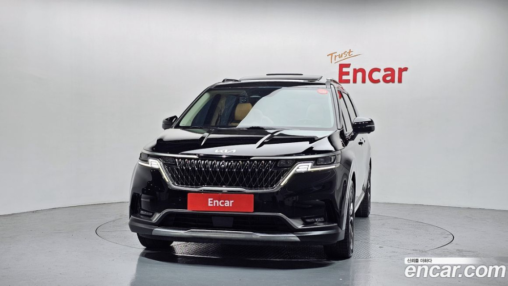 Kia Carnival 9-Seater Signature, 2023