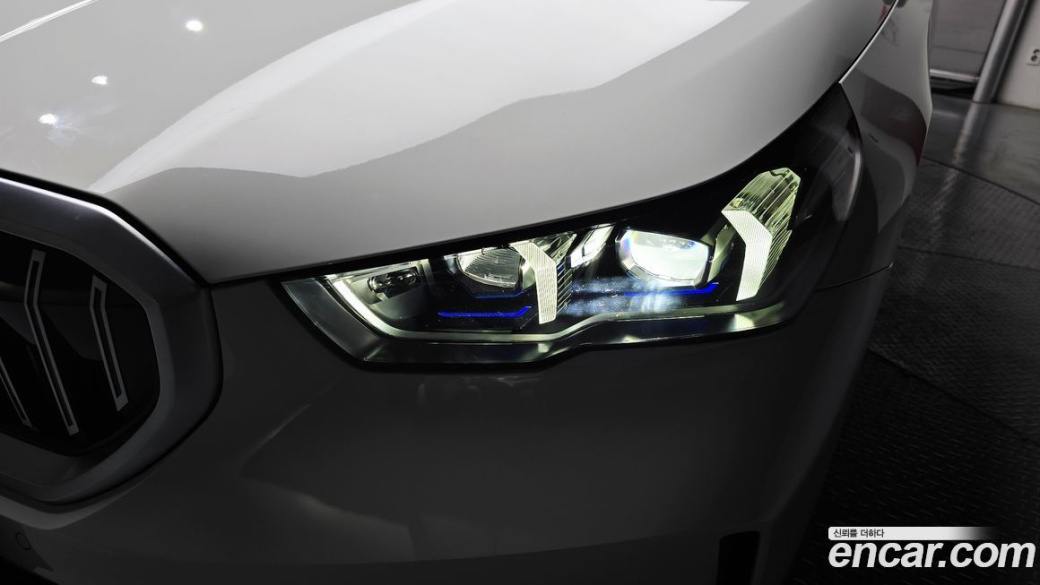 BMW 5-Series 520i, 2025