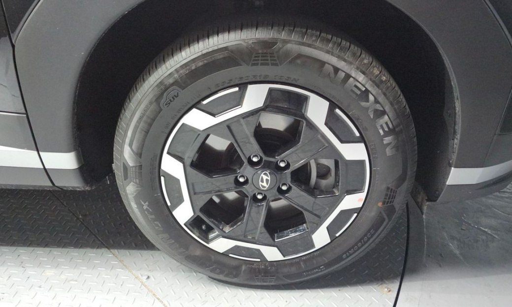Hyundai Santafe Gasoline 2.5T 2WD, 2025