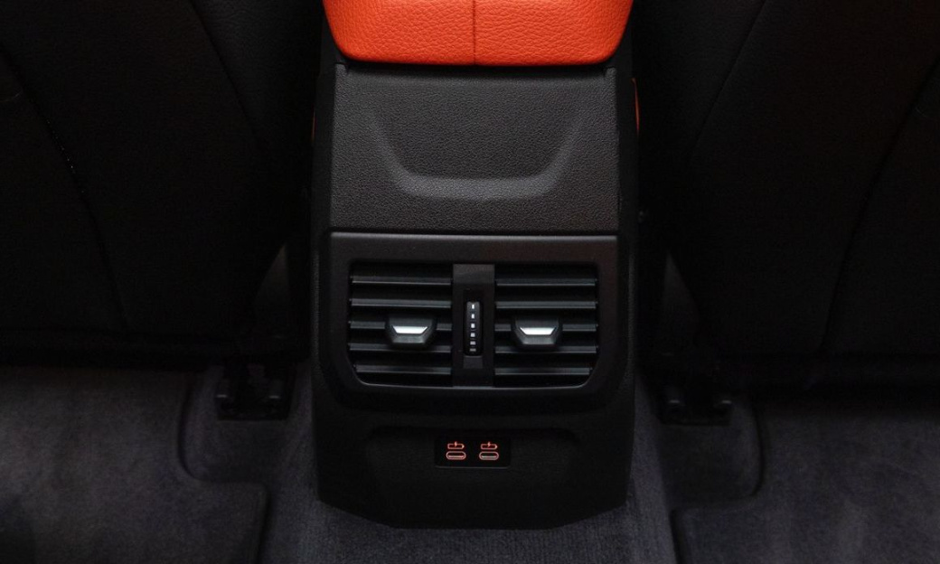 BMW 2-Series M235i xDrive, 2024
