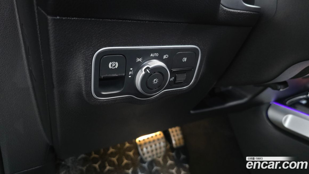 Mercedes-Benz GLB-Class GLB250 4MATIC, 2023