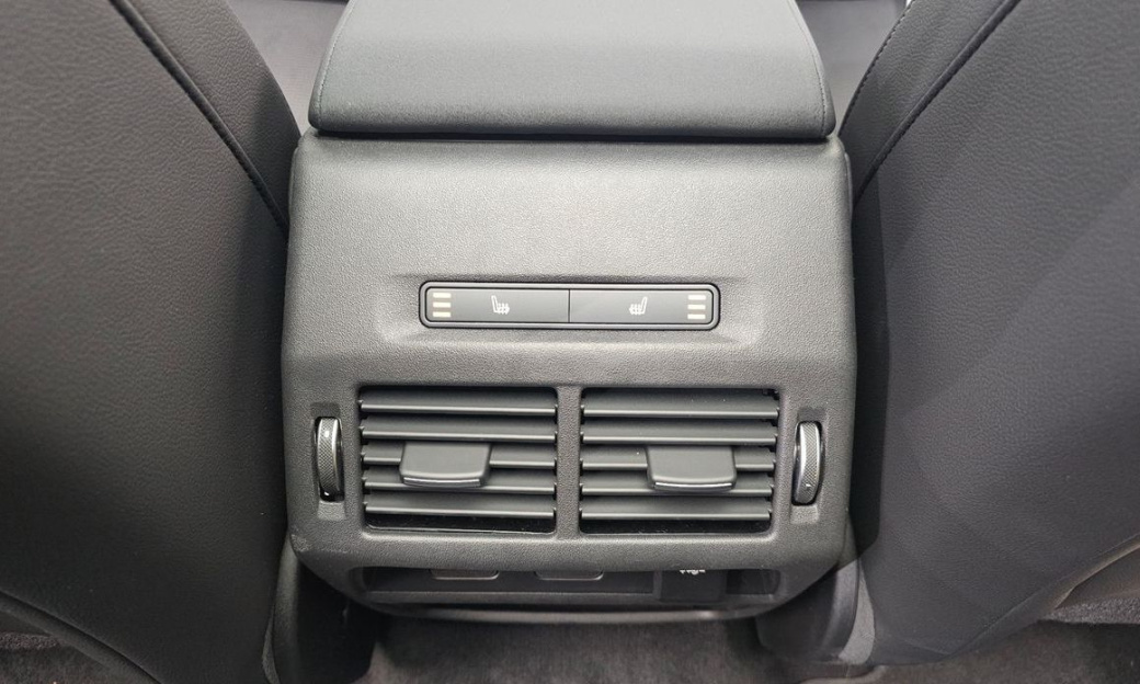 Land Rover Discovery Sport P250 Dynamic SE, 2025