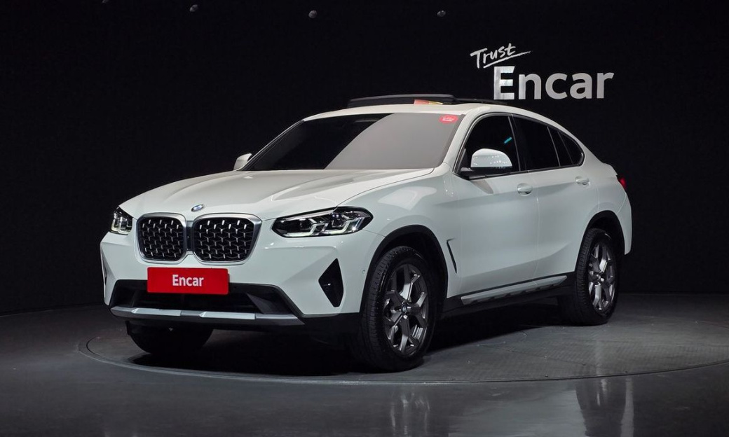 BMW X4 xDrive20i xLine, 2024