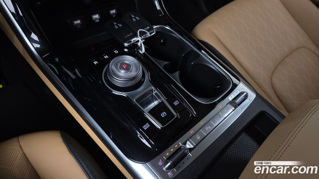 Kia Carnival 9-Seater Noblesse, 2023