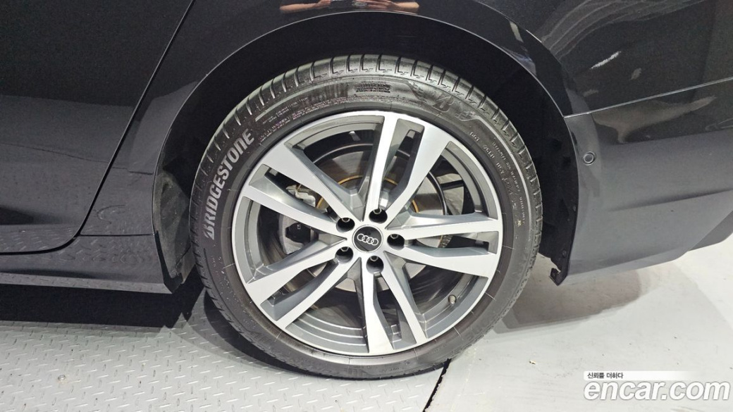 Audi A6 45 TFSI Premium, 2023