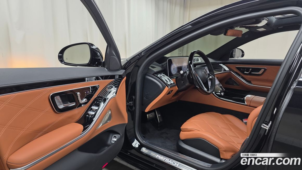 Mercedes-Benz S-Class Maybach S580 4MATIC, 2024