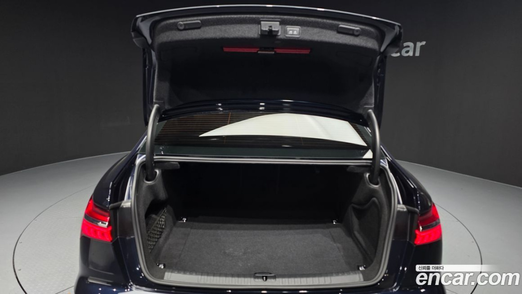 Audi A6 40 TDI Premium, 2021