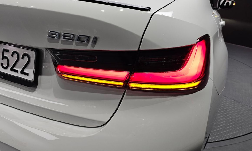 BMW 3-Series 320i M Sport, 2024