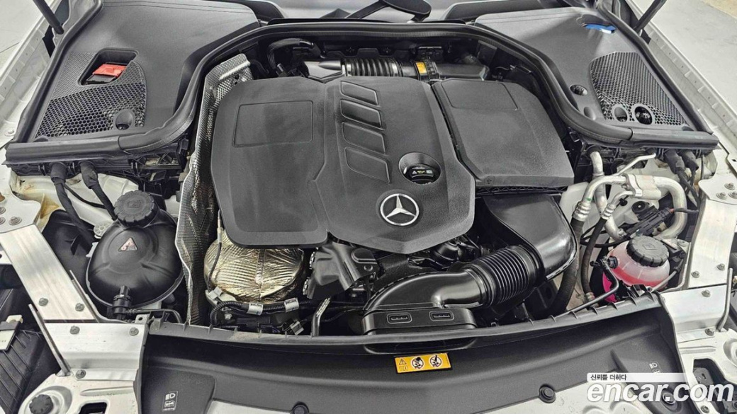 Mercedes-Benz E-Class E220d 4MATIC Exclusive, 2023
