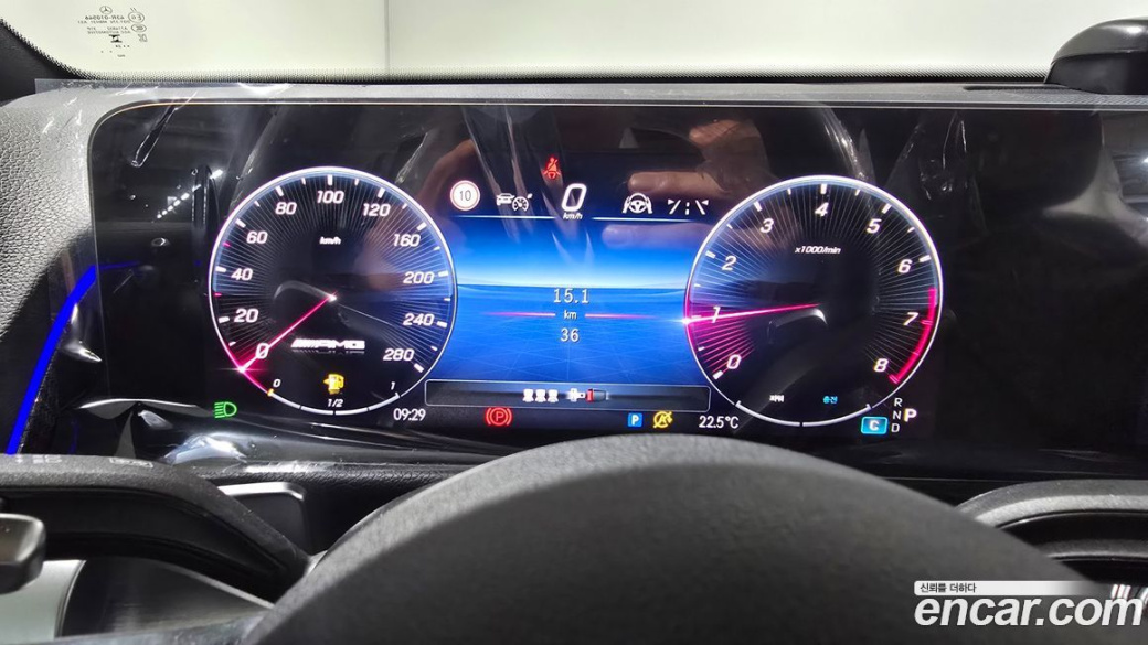 Mercedes-Benz GLB-Class AMG GLB35 4MATIC, 2025