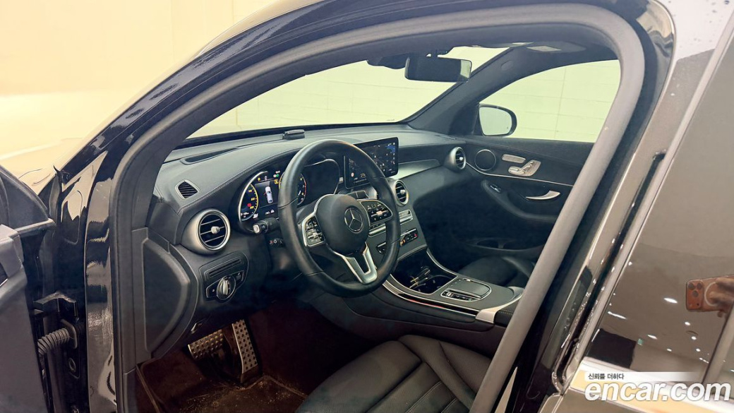 Mercedes-Benz GLC-Class GCL300 4MATIC Coupe, 2023