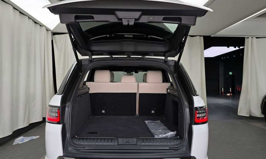 Land Rover Range Rover Sport P360 HSE Dynamic, 2022
