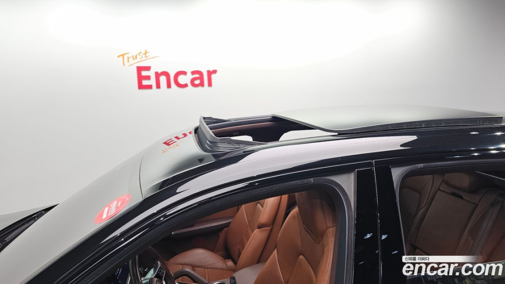 Porsche Cayenne 3.0 PLATINUM EDITION, 2023