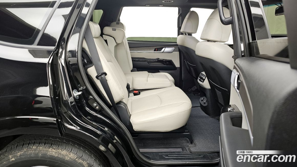 Kia Mohave Diesel 3.0 4WD 7-Seater, 2021