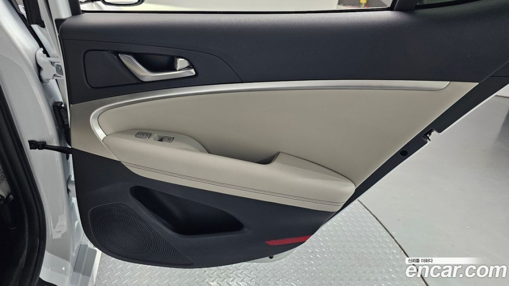 Genesis G70 Gasoline 2.0T 4WD, 2022