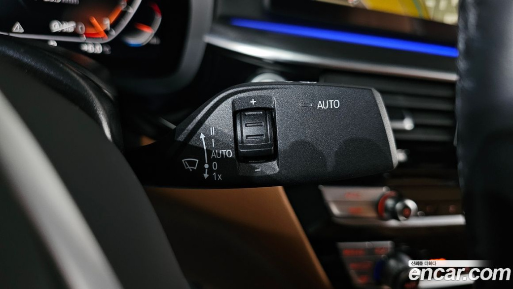 BMW 5-Series 520i M Sport, 2022