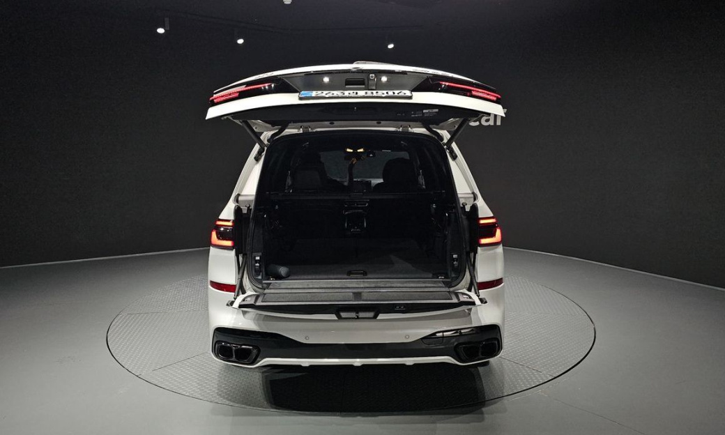 BMW X7 M60i xDrive M sport 6STR, 2025